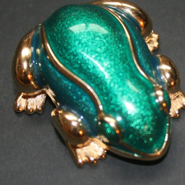 Estee Lauder Enamel Frog White Linen Full Solid Perfume Estee Lauder Enamel Frog White Linen Full Solid Perfume