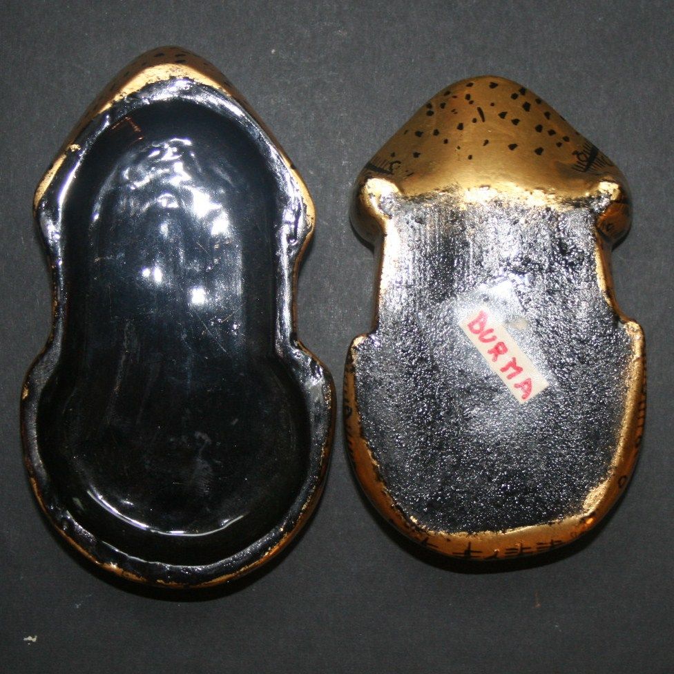 Burma Gold and Black Frog Box Burma Gold and Black Frog Box