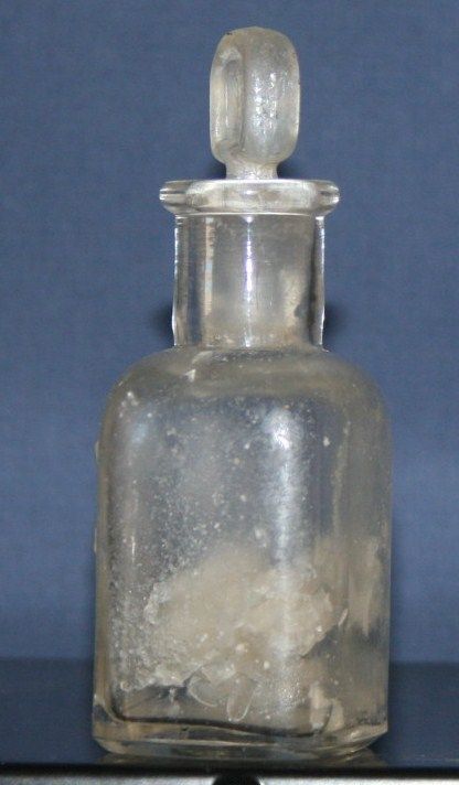 Vintage Clear Larkin Co Buffalo Perfume Bottle With Stopper and Contents Vintage Clear Larkin Co Buffalo Perfume Bottle With Stopper and Contents