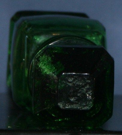 Vintage Emerald Green Smelling Salts Bottle with Stopper Vintage Emerald Green Smelling Salts Bottle with Stopper