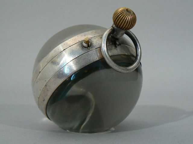 Antique Magnifying Glass ROUND Ball Clock Antique Magnifying Glass ROUND Ball Clock