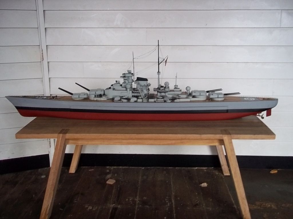 Bismarck Model Use In The Film 'Sink the Bismarck!' (1960) Bismarck Model Use In The Film 'Sink the Bismarck!' (1960)