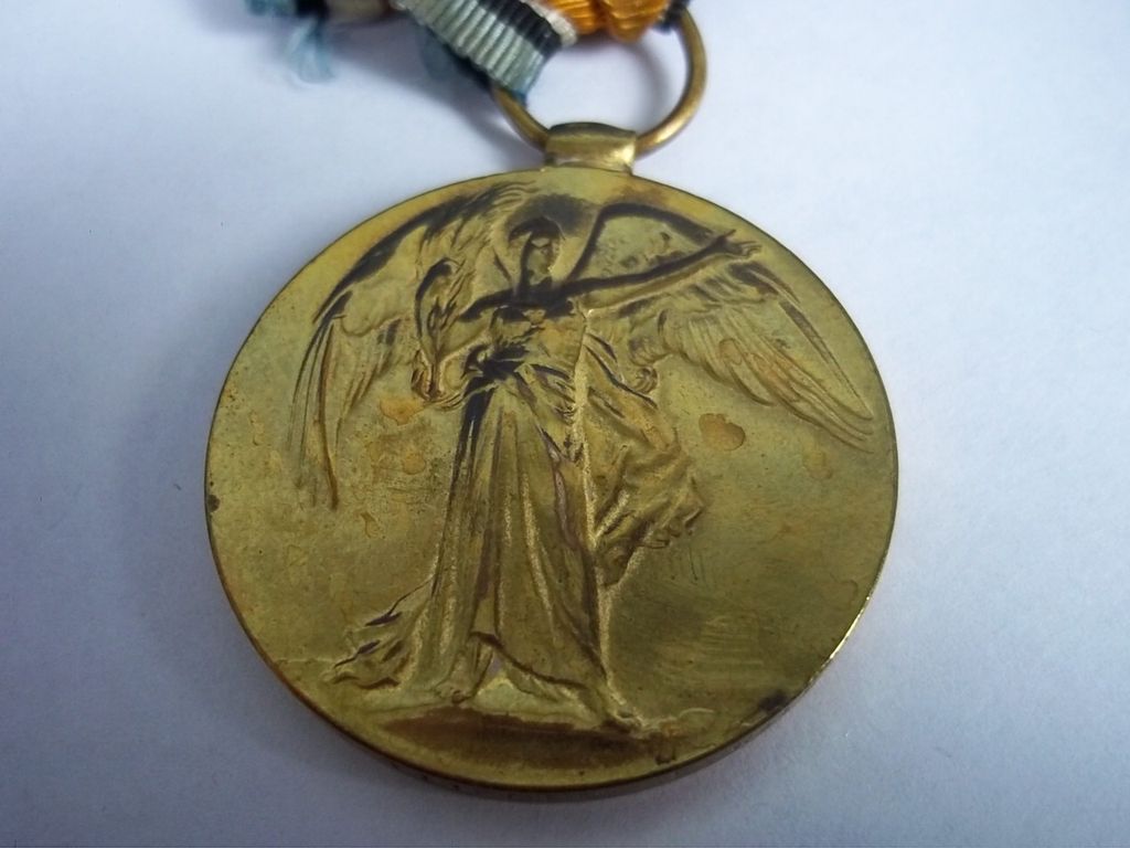1914/15 South Wales Borderers Medals In Period Frame With Cap Badge 1914/15 South Wales Borderers Medals In Period Frame With Cap Badge