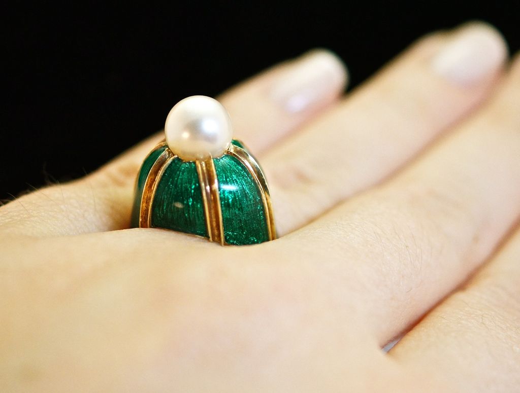 Vintage - 14K Yellow Gold Cast Cultured Pearl & Enamel Ring Vintage - 14K Yellow Gold Cast Cultured Pearl & Enamel Ring