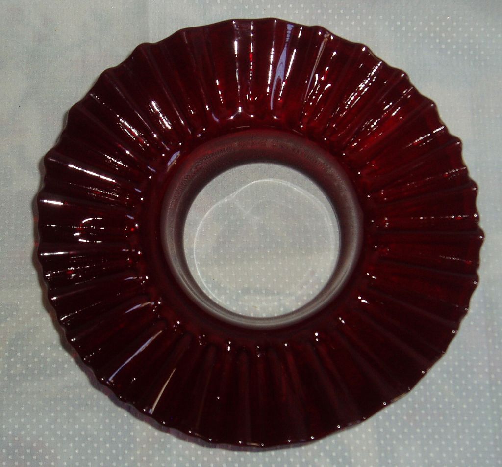 Beautiful deep red flat ruffled chimney shade for oil/ kerosene lamp Beautiful deep red flat ruffled chimney shade for oil/ kerosene lamp