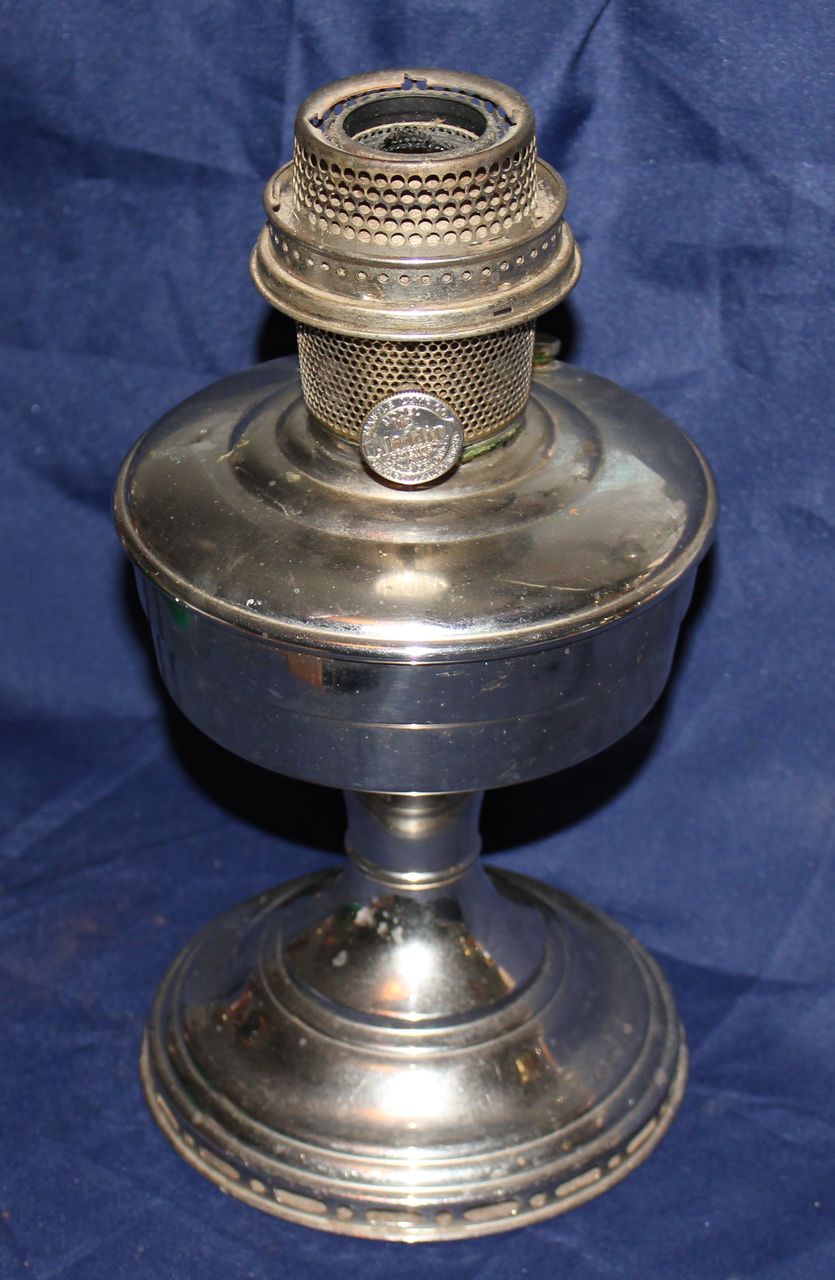 Nickel plated Aladdin oil lamp Nickel plated Aladdin oil lamp