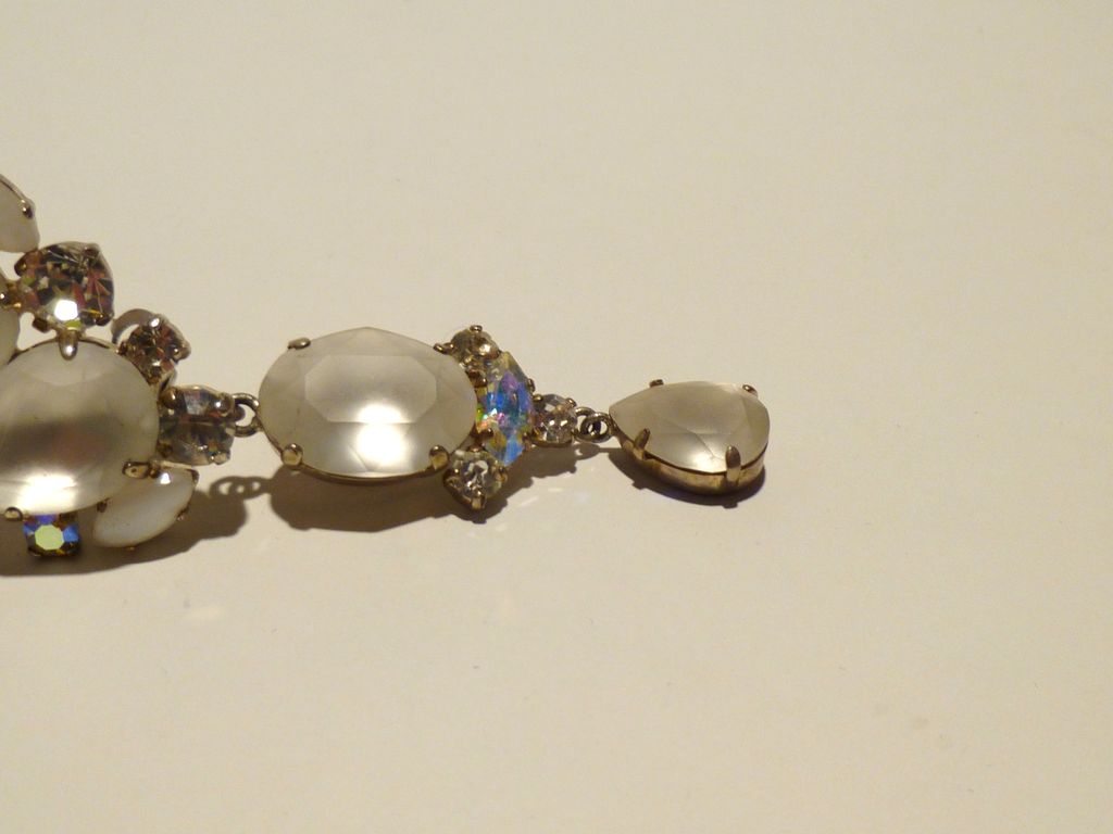 Exquisite Vintage Chandelier Earrings Exquisite Vintage Chandelier Earrings