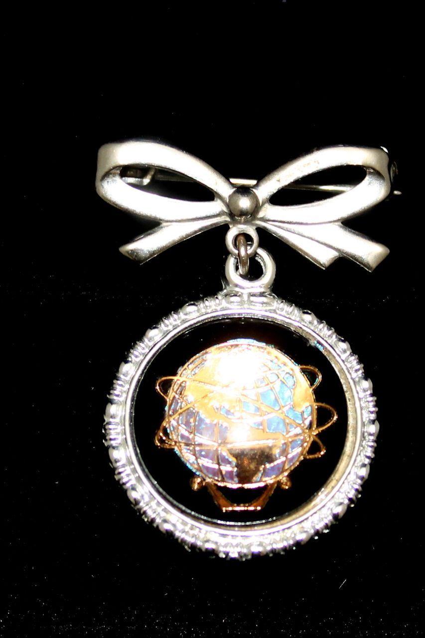 Vintage New York World's Fair Souvenir Pin 1965 Vintage New York World's Fair Souvenir Pin 1965