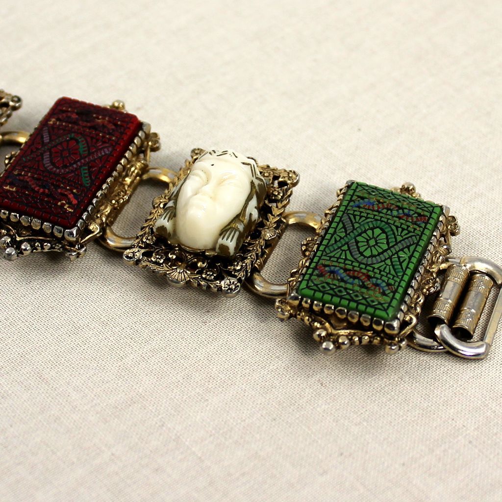 Vintage Oriental Figural Chunky Bracelet Vintage Oriental Figural Chunky Bracelet