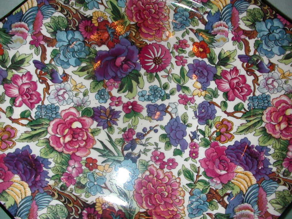 Crown Ducal Purple Chintz Octagonal Plate. Crown Ducal Purple Chintz Octagonal Plate.