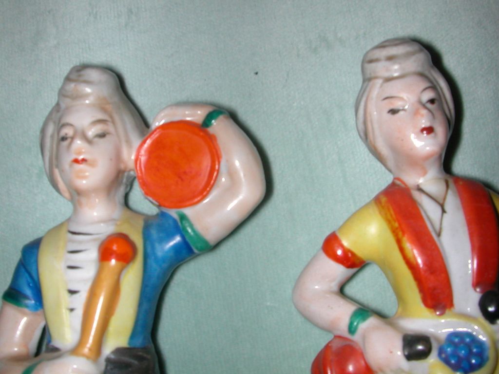 Pair of Occupied Japan Turkish/Arabian Motif Figurines Pair of Occupied Japan Turkish/Arabian Motif Figurines