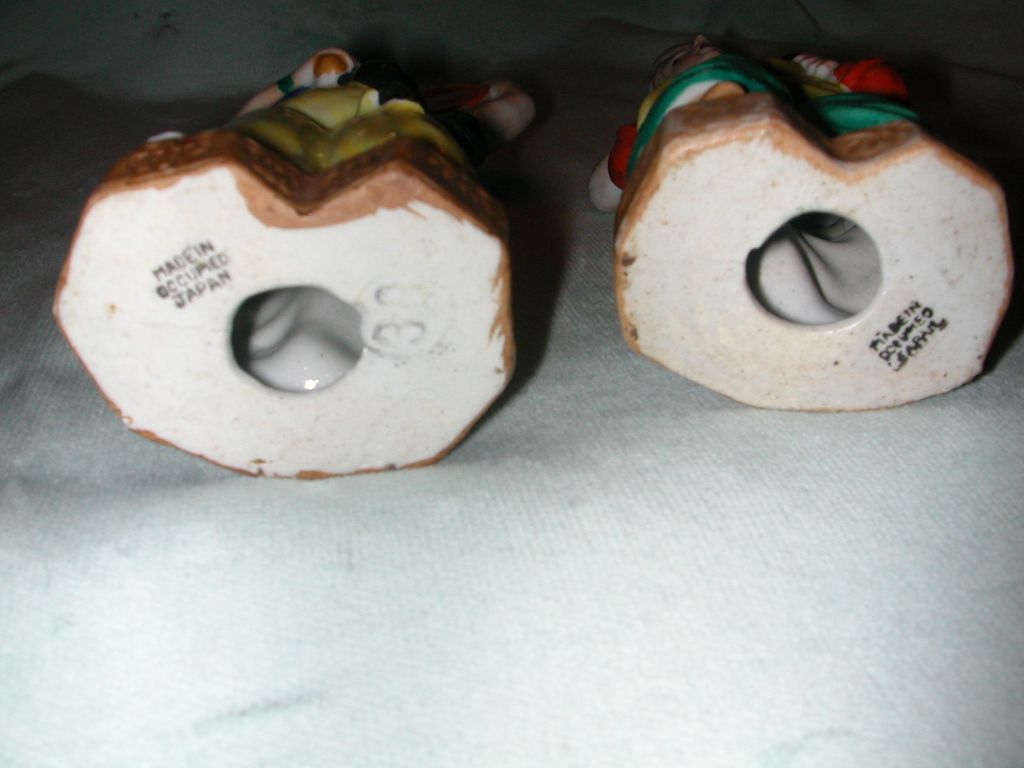 Pair of Occupied Japan Turkish/Arabian Motif Figurines Pair of Occupied Japan Turkish/Arabian Motif Figurines