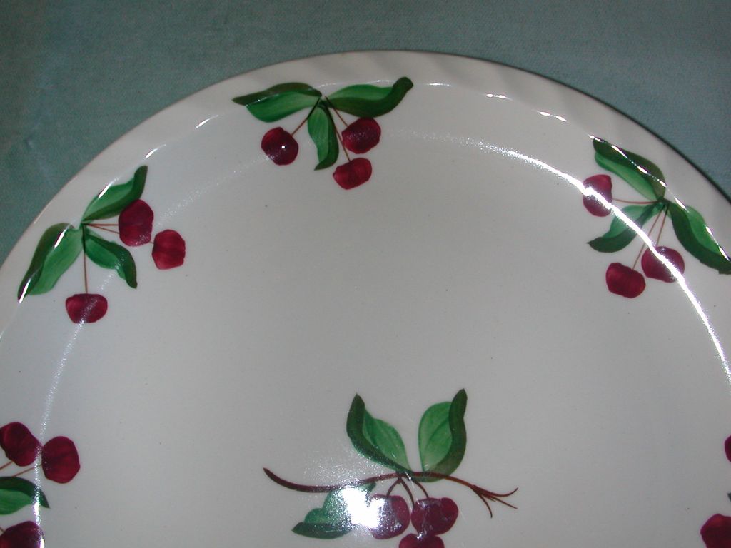 Blue Ridge Pottery Cherry Tree Glen Dinner Plate. Blue Ridge Pottery Cherry Tree Glen Dinner Plate.