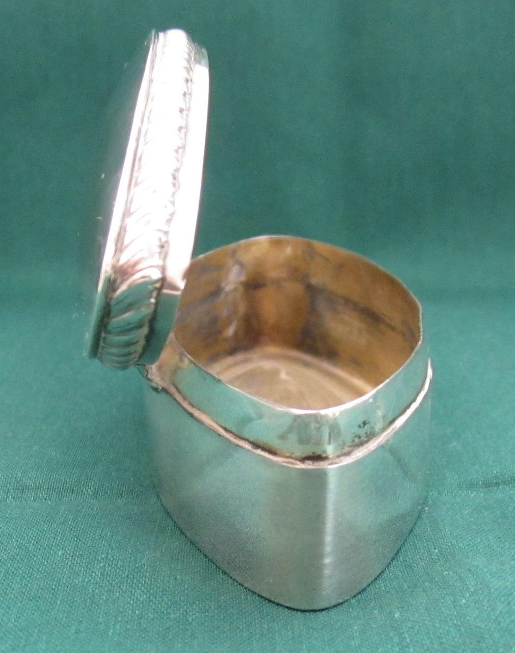 Lovely Antique Edwardian English Sterling Silver Box - 1902 Lovely Antique Edwardian English Sterling Silver Box - 1902
