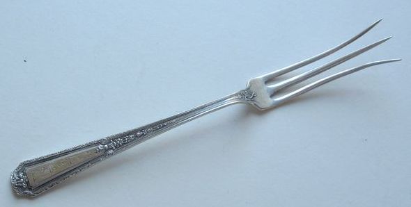 Towle Vintage Sterling Silver Louis XIV Lemon Fork Towle Vintage Sterling Silver Louis XIV Lemon Fork