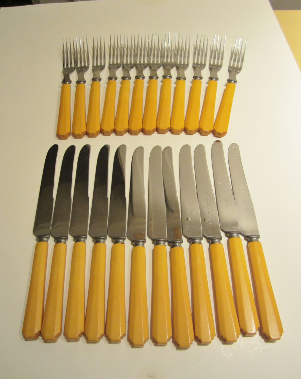 Butterscotch Bakelite Flatware 24 pc. Set Forks & Knives Butterscotch Bakelite Flatware 24 pc. Set Forks & Knives