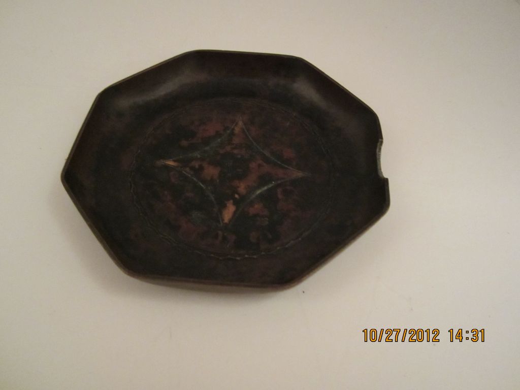 Octagonal Roycroft Copper Ashtray with Center Design Octagonal Roycroft Copper Ashtray with Center Design