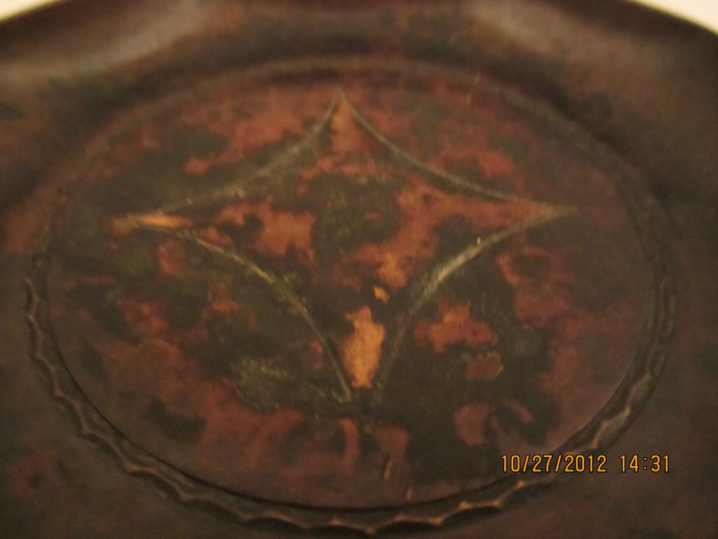 Octagonal Roycroft Copper Ashtray with Center Design Octagonal Roycroft Copper Ashtray with Center Design