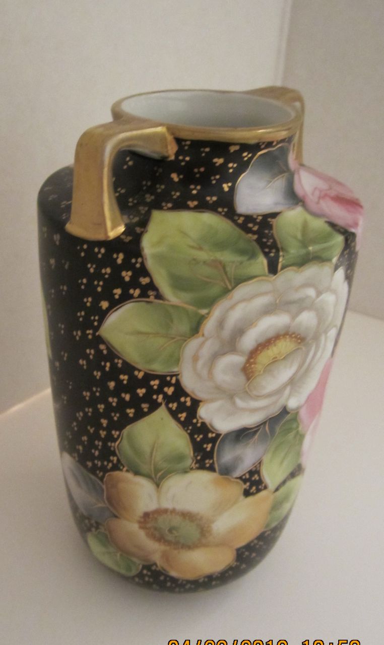 Noritake Black Vase with Gold & Flowers Noritake Black Vase with Gold & Flowers