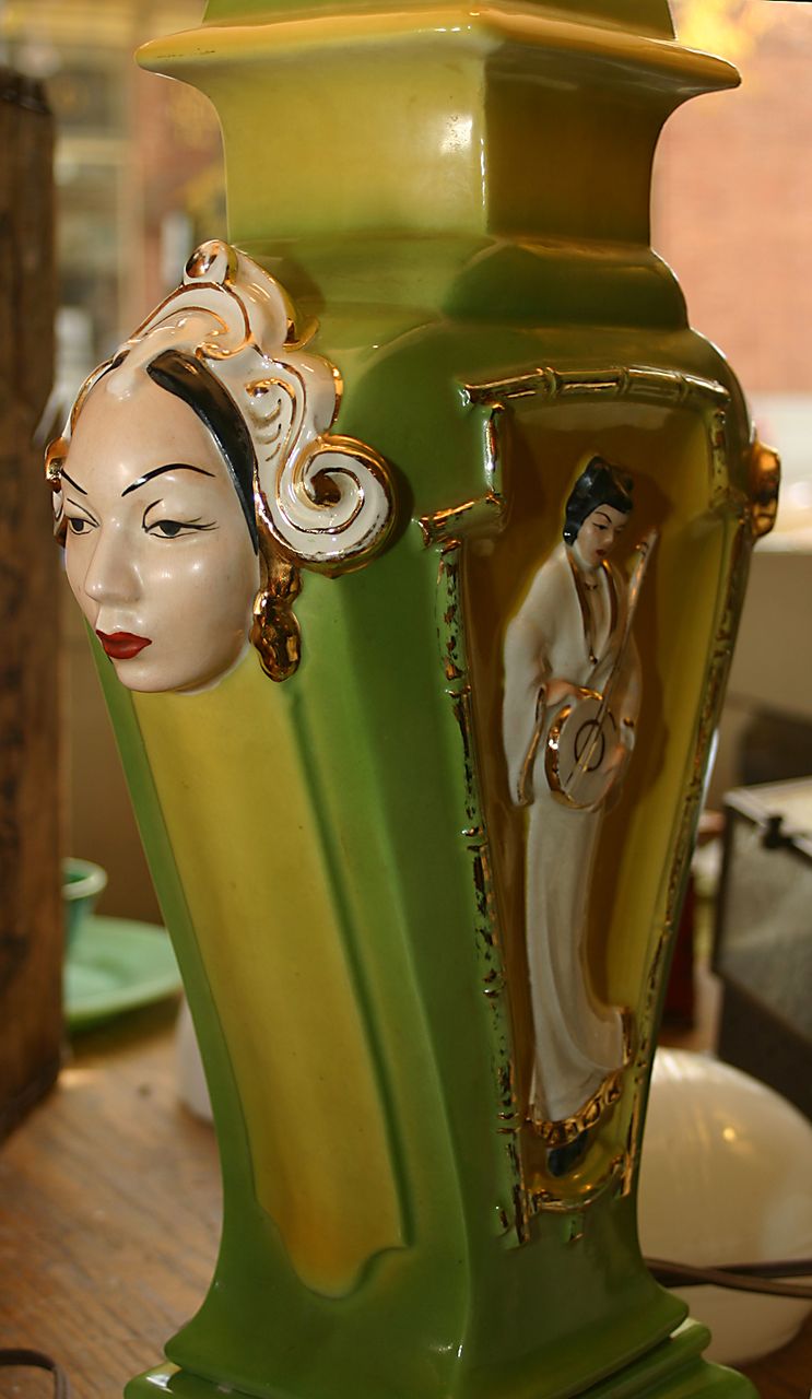 Oriental Porcelain Lamp Oriental Porcelain Lamp