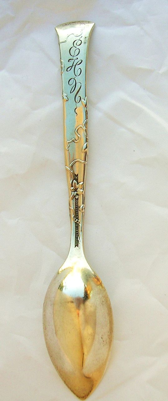 Tiffany & Co. Set of 4 Sterling 'Vine/Gourd' Grapefruit Spoons Tiffany & Co. Set of 4 Sterling 'Vine/Gourd' Grapefruit Spoons