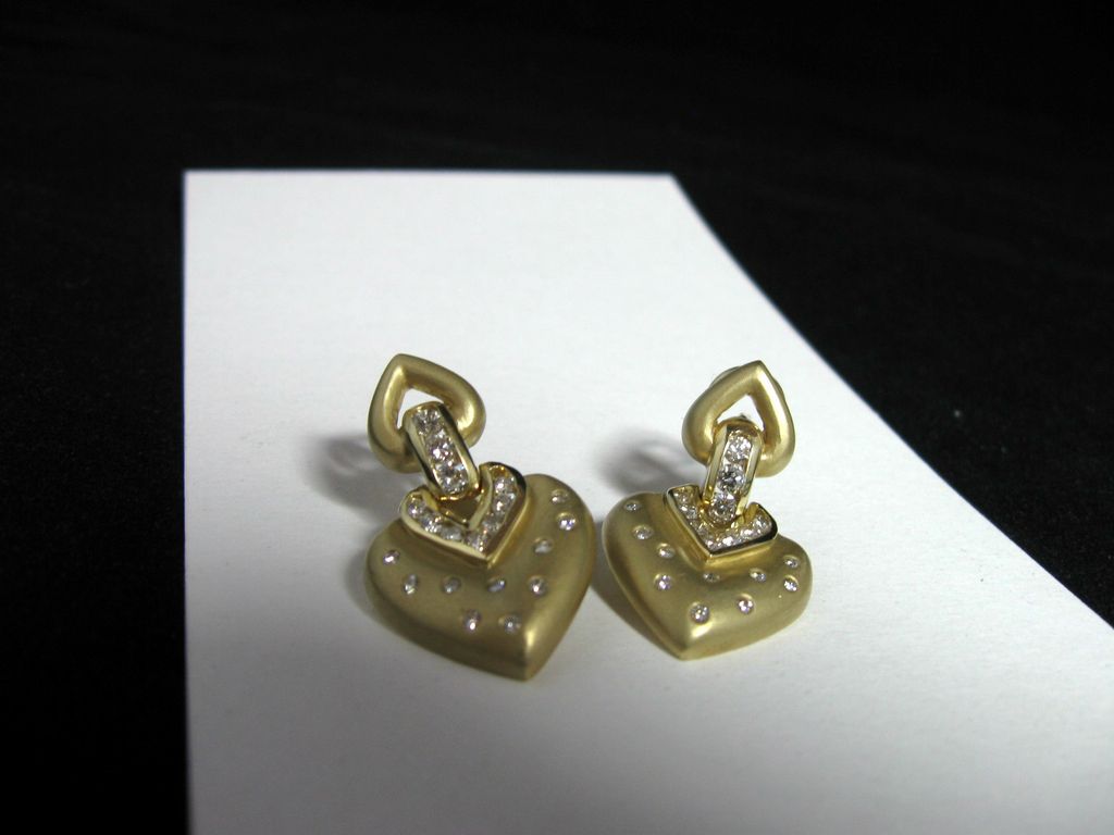 Elegant Estate 14K Yellow Gold +1.50ct Diamond Earrings Elegant Estate 14K Yellow Gold +1.50ct Diamond Earrings