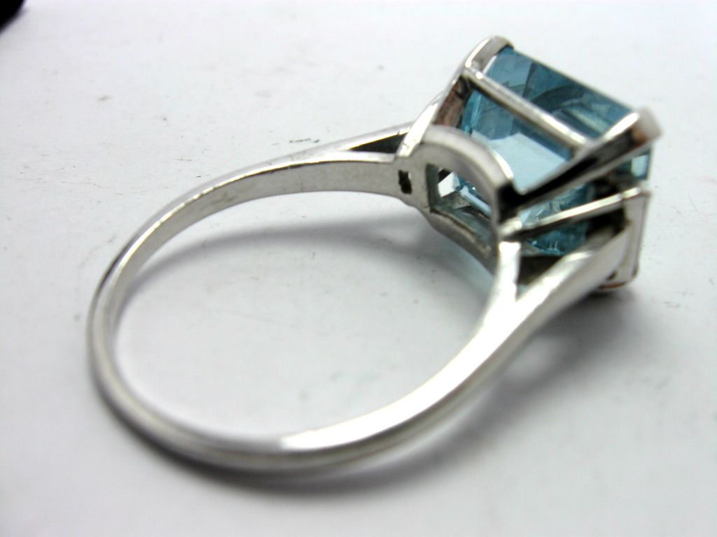 ART DECO 14K White Gold with Large Emerald cut Aquamarine Diamonds S10 ART DECO 14K White Gold with Large Emerald cut Aquamarine Diamonds S10