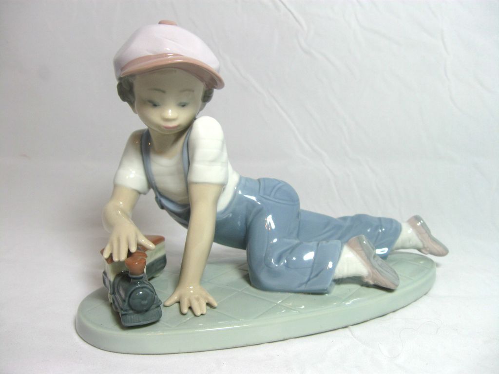 Item ID: L-7 In Shop's Backroom Item ID: L-7 In Shop's Backroom