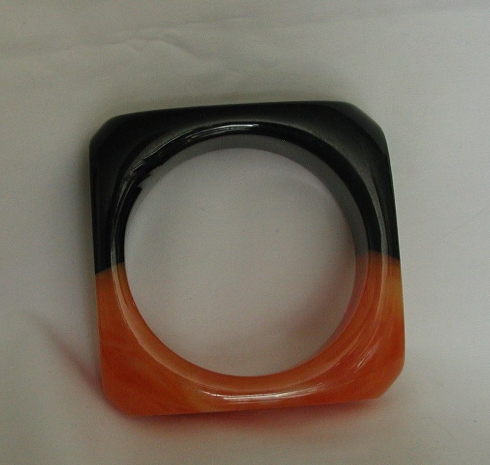 Beautiful Bakelite Two-Tone Butterscotch & Black Chunky Bangle Bracelet - Square Shaped! Beautiful Bakelite Two-Tone Butterscotch & Black Chunky Bangle Bracelet - Square Shaped!