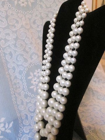 Vintage Triple Strand 'WoW' of a Graduating Faux Pearl Necklace Vintage Triple Strand 'WoW' of a Graduating Faux Pearl Necklace