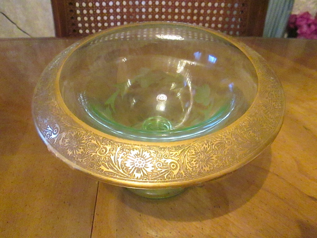 Green Glass Bowl-Gold Leaf Trim- Etched Floral Pattern Green Glass Bowl-Gold Leaf Trim- Etched Floral Pattern