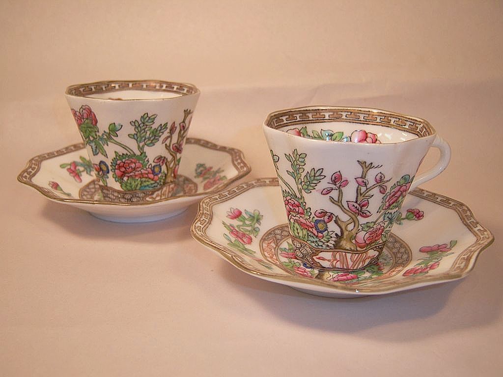 Two Coalport Indian Tree Scalloped Cup and Saucers Two Coalport Indian Tree Scalloped Cup and Saucers