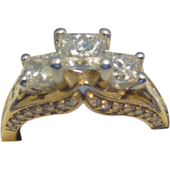 1.95CTW G-H S12 Princess & Round Diamond Jewelry Ring 1.95CTW G-H S12 Princess & Round Diamond Jewelry Ring