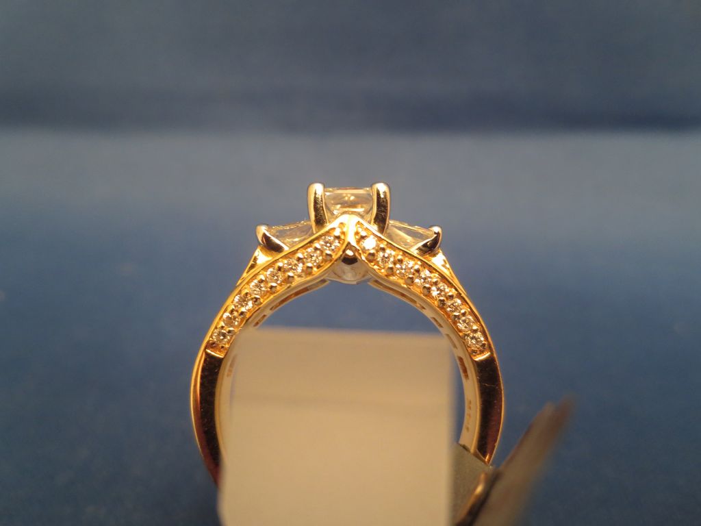 1.95CTW G-H S12 Princess & Round Diamond Jewelry Ring 1.95CTW G-H S12 Princess & Round Diamond Jewelry Ring