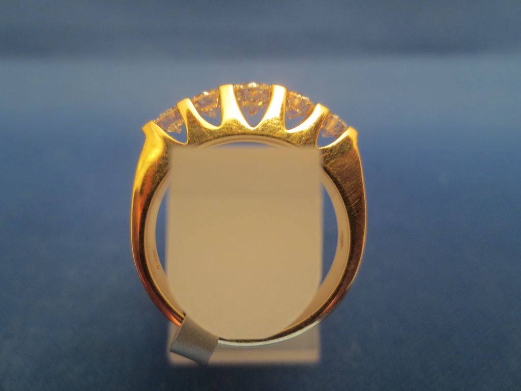 1.02CTW Diamond Band in 14KY Gold 1.02CTW Diamond Band in 14KY Gold