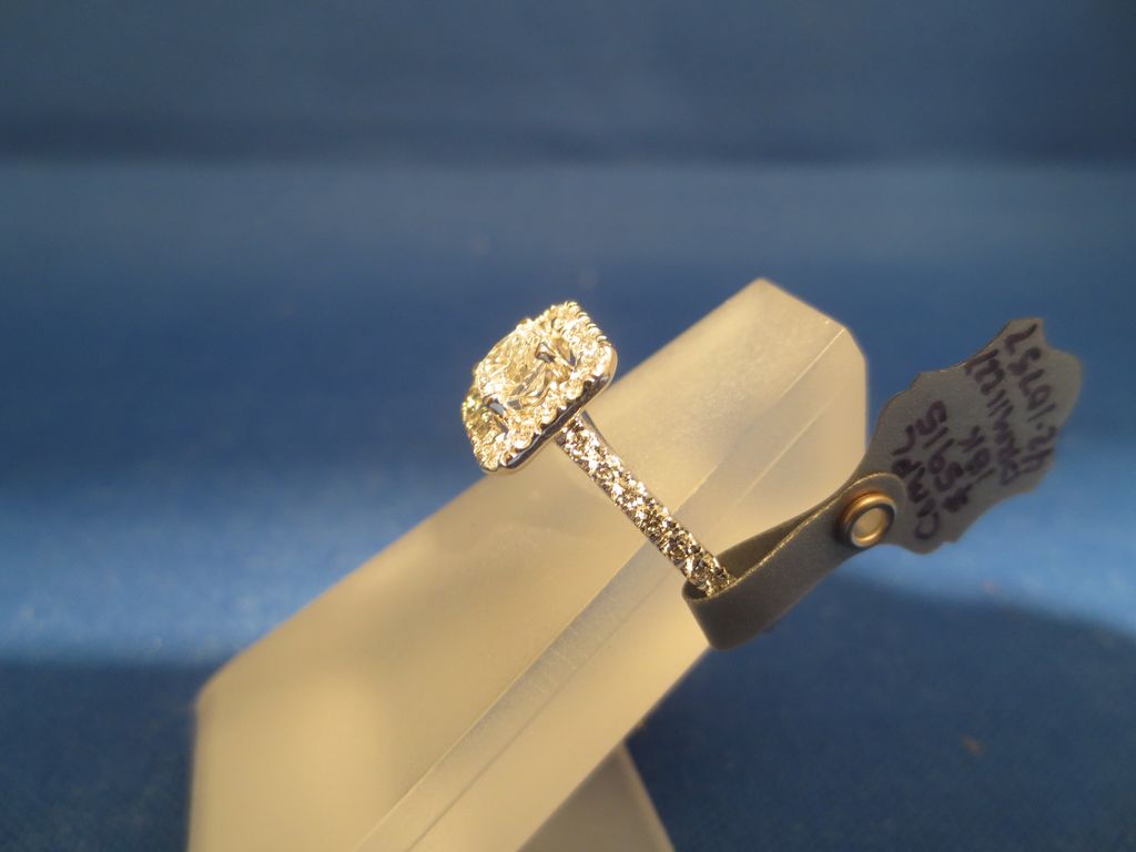 .532CT G S12 Diamond Jewelry Ring Set in Hearts Of Fire .532CT G S12 Diamond Jewelry Ring Set in Hearts Of Fire