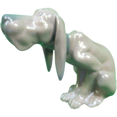 Vintage Lladro Porcelain Timid Bloodhound Dog Vintage Lladro Porcelain Timid Bloodhound Dog