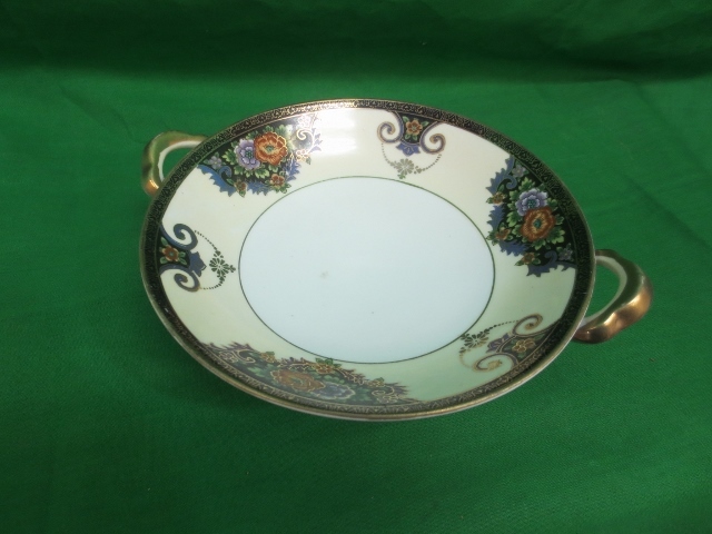 Vintage Noritake Hand Painted Pedestal Bowl Vintage Noritake Hand Painted Pedestal Bowl