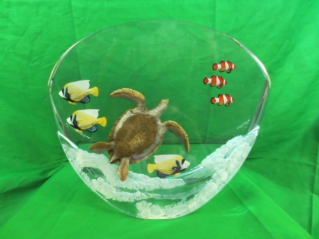 RARE-Wyland Galleries Lucite Sculpture of Sea Turtle Reed Artist Proof RARE-Wyland Galleries Lucite Sculpture of Sea Turtle Reed Artist Proof