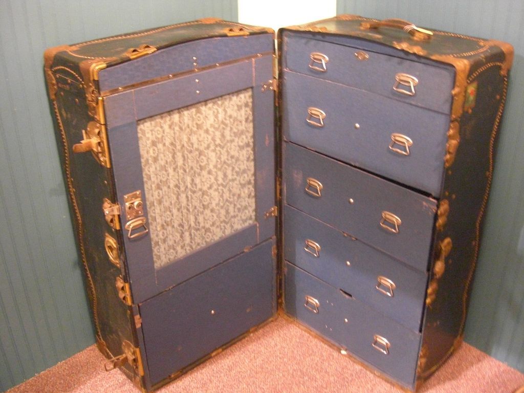 Antique C.A. Taylor Steamer Trunk in Blue WOW! Antique C.A. Taylor Steamer Trunk in Blue WOW!