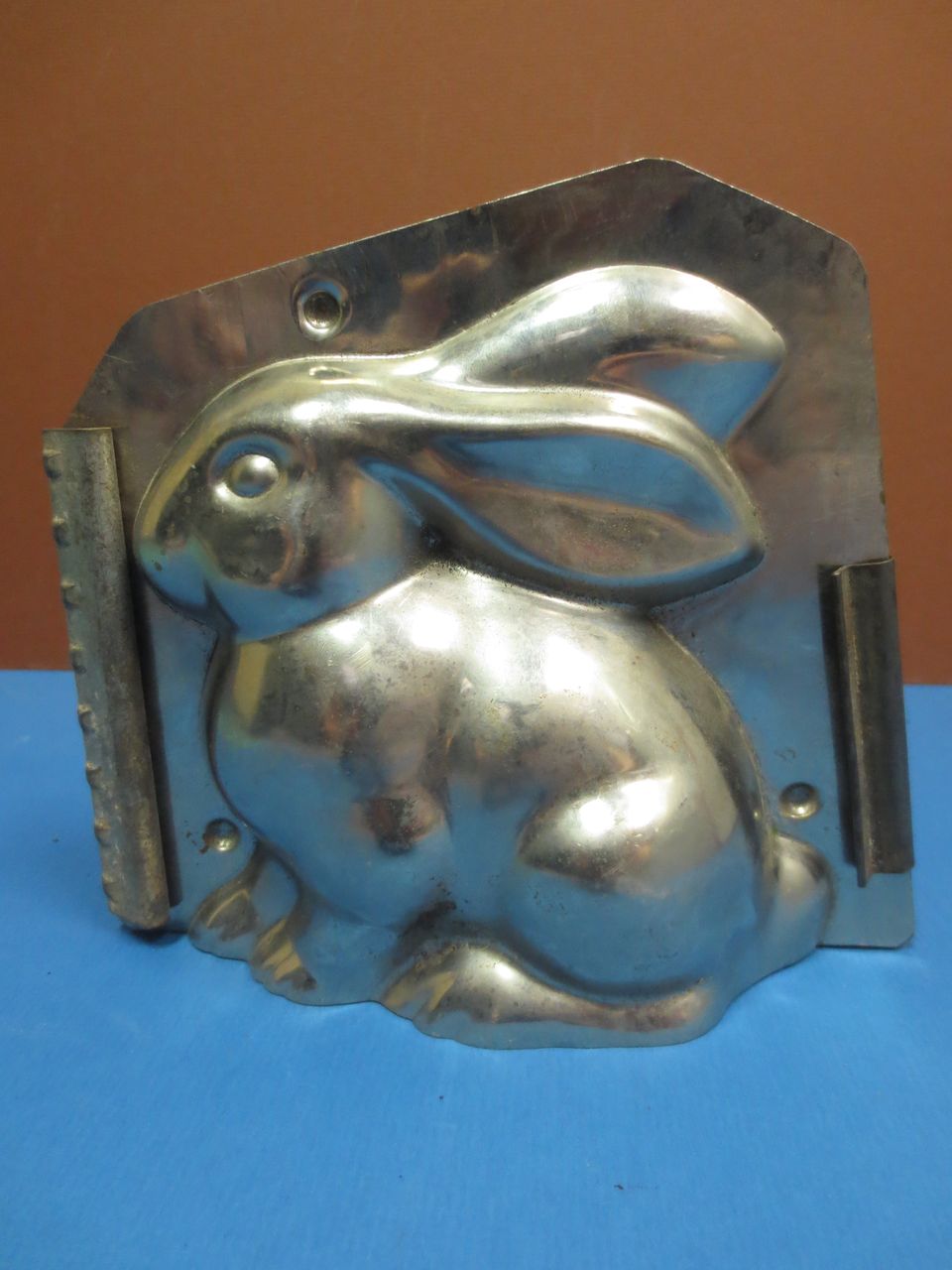 1930's-40's Chocolate Mold Easter Bunny Holiday 1930's-40's Chocolate Mold Easter Bunny Holiday