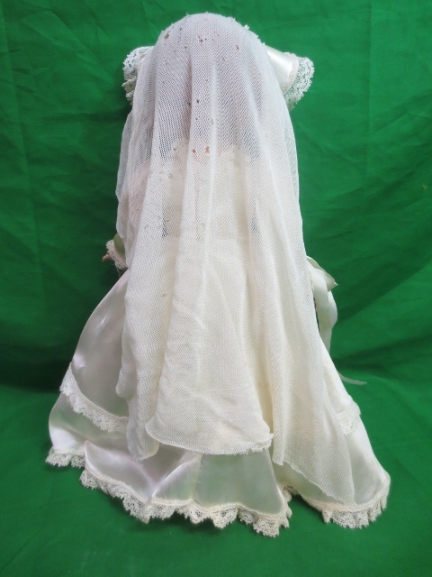 Vintage 1930's Bride Doll Vintage 1930's Bride Doll