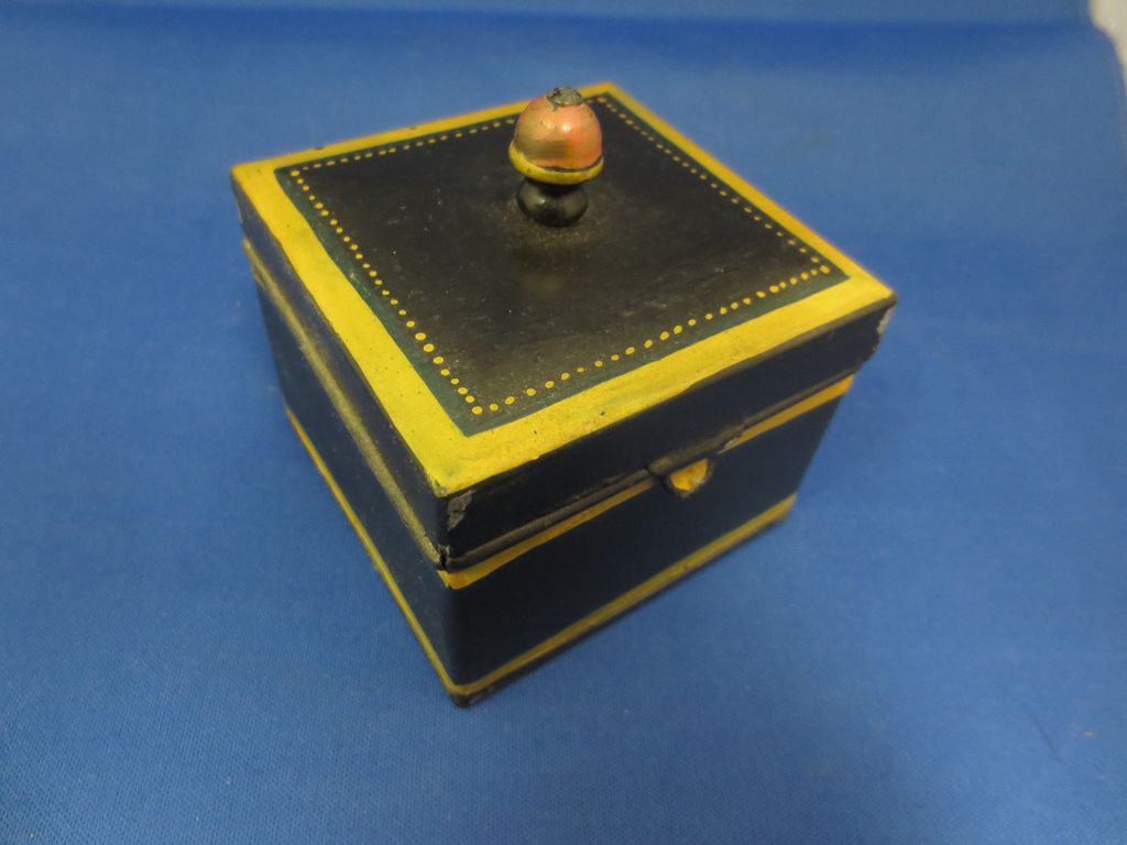 1890's, "Kreamer" 7PC Spice Box 1890's, "Kreamer" 7PC Spice Box