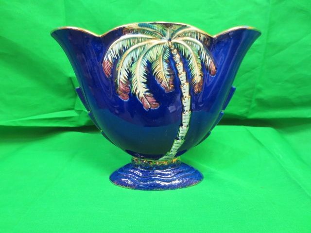 RARE-Large Art Deco Beswick Palm Tree Vase #1065 RARE-Large Art Deco Beswick Palm Tree Vase #1065