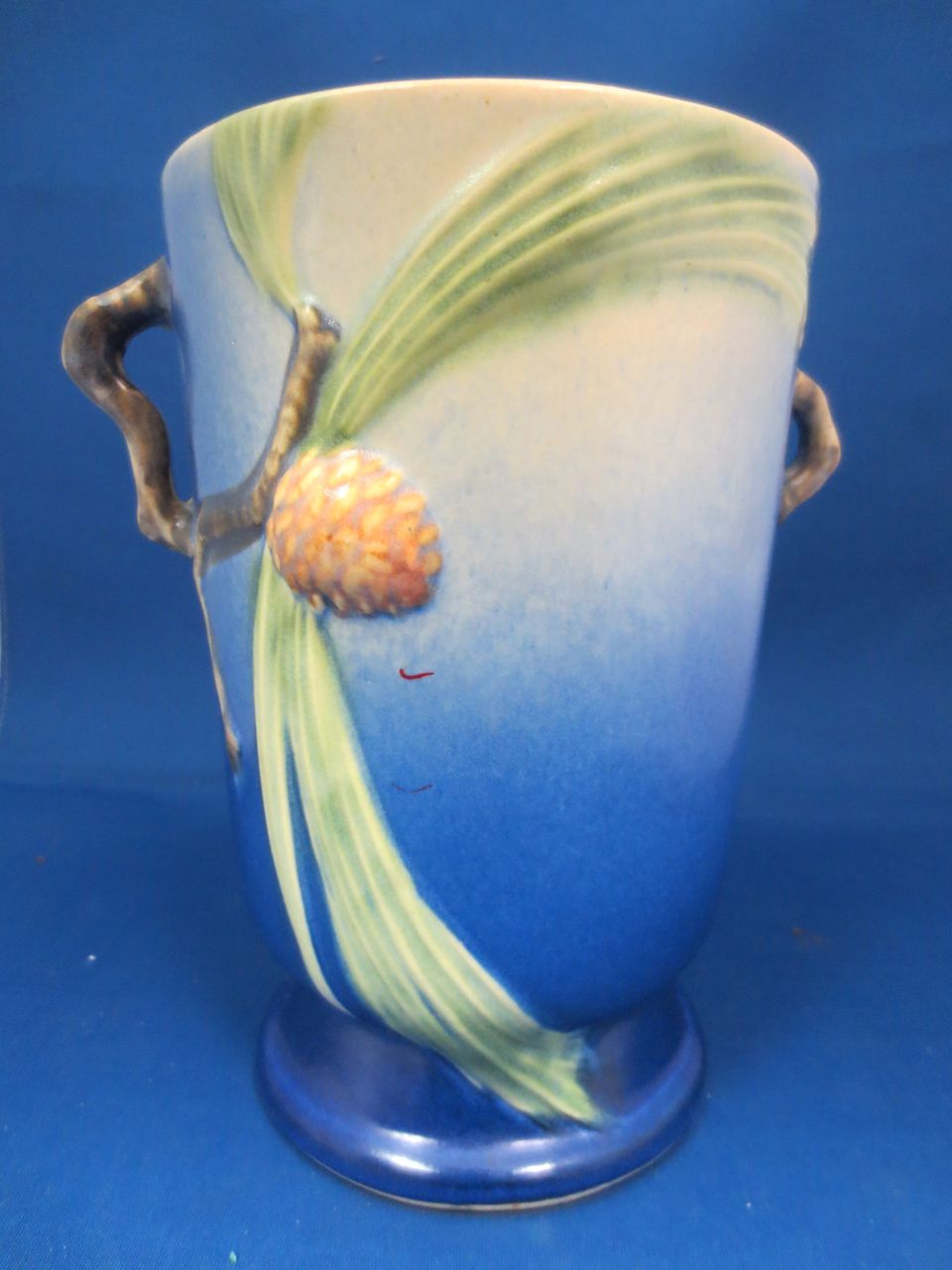 Vintage Roseville Pine Cone Vase #704-7 Vintage Roseville Pine Cone Vase #704-7