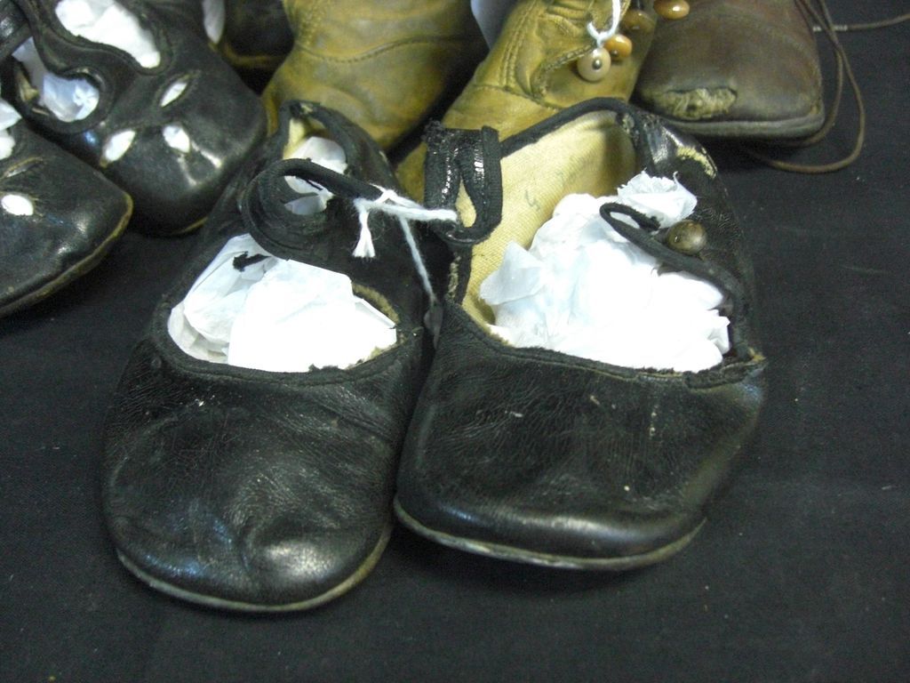 Lot of (5) Pair of Antique Children's Shoes Lot of (5) Pair of Antique Children's Shoes