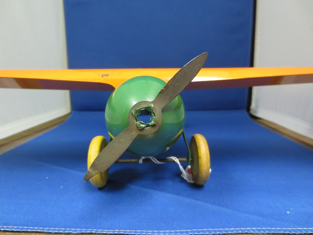 Wyandotte No. 2 Lockheed Vega Toy Airplane Wyandotte No. 2 Lockheed Vega Toy Airplane