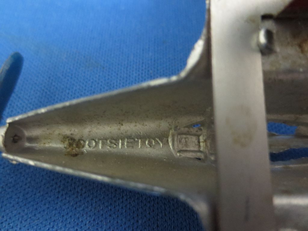 1947 Tootsietoy P-39 Fighter 1947 Tootsietoy P-39 Fighter