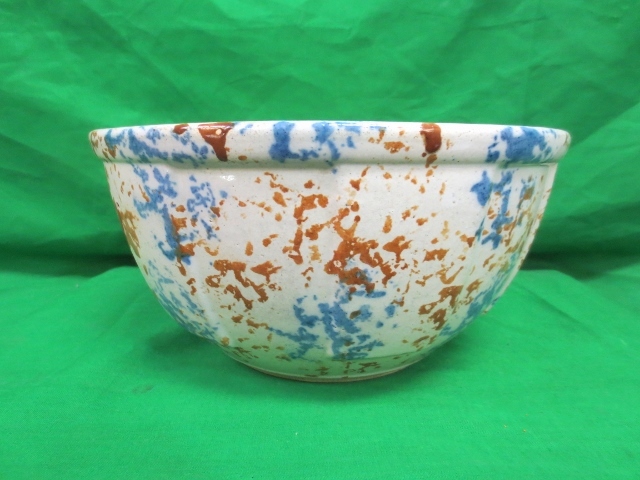 Vintage Red Wing Spongeware Bowl Vintage Red Wing Spongeware Bowl