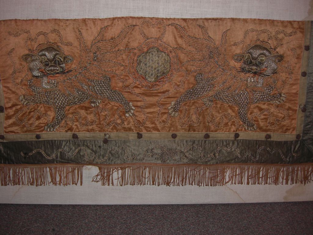 Fabulous Ancient Chinese Partial Tapestry Bronze & Silver Thread Foo Dogs Fabulous Ancient Chinese Partial Tapestry Bronze & Silver Thread Foo Dogs
